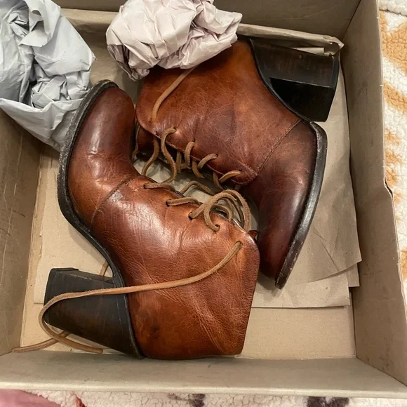 Freebird Beck Cognac Brown Leather Ankle Boots - Picture 4 of 6